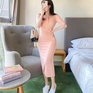 Soft Pink Fitted Midi Dress 🎀🌸